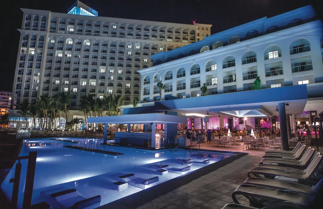 Riu Cancun (Adults Only)-1